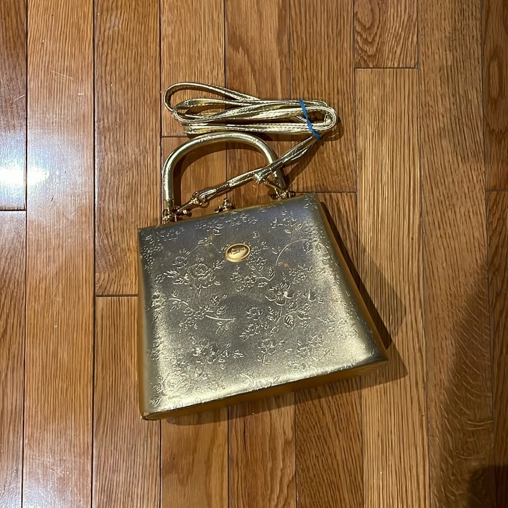 Gold Handbag/Purse
